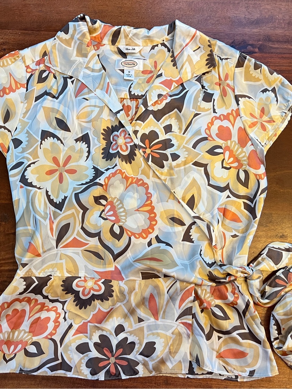 Talbots Women’s 100% Silk Floral Wrap Blouse Tie Short Sleeve size 12
